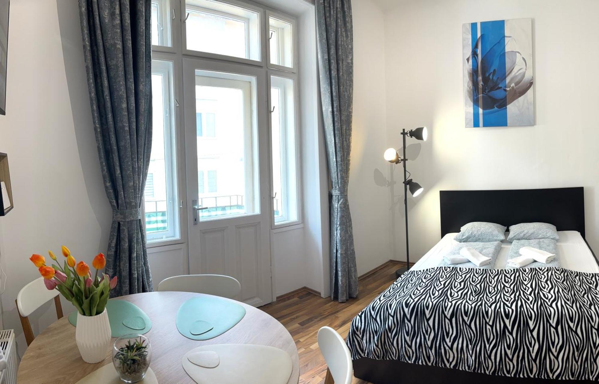 Big And Comfortable Mariahilfer Apartment Vienne Extérieur photo